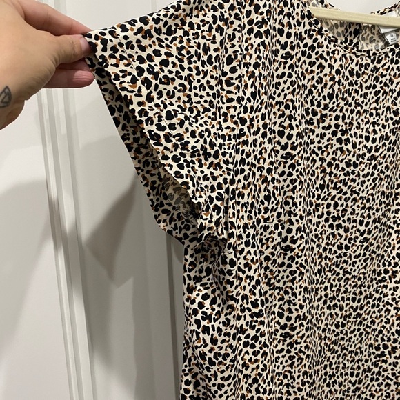 Button Back Blouse - Picture 2 of 9